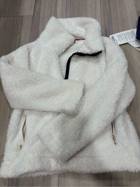 Tommy Hilfiger Cream Sherpa Half-Zip Jacket with Gold Zippers